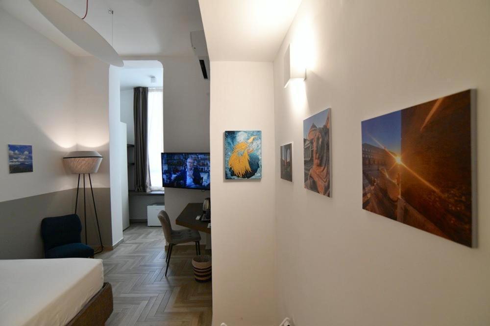 Il Picchio Di Chiaia Hotel Naples Exterior photo